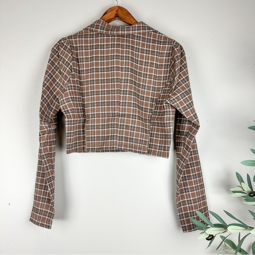 Women Casual Lapel Plaid Pattern Brown Long Sleeve Crop Short Blazer - Picture 6 of 10